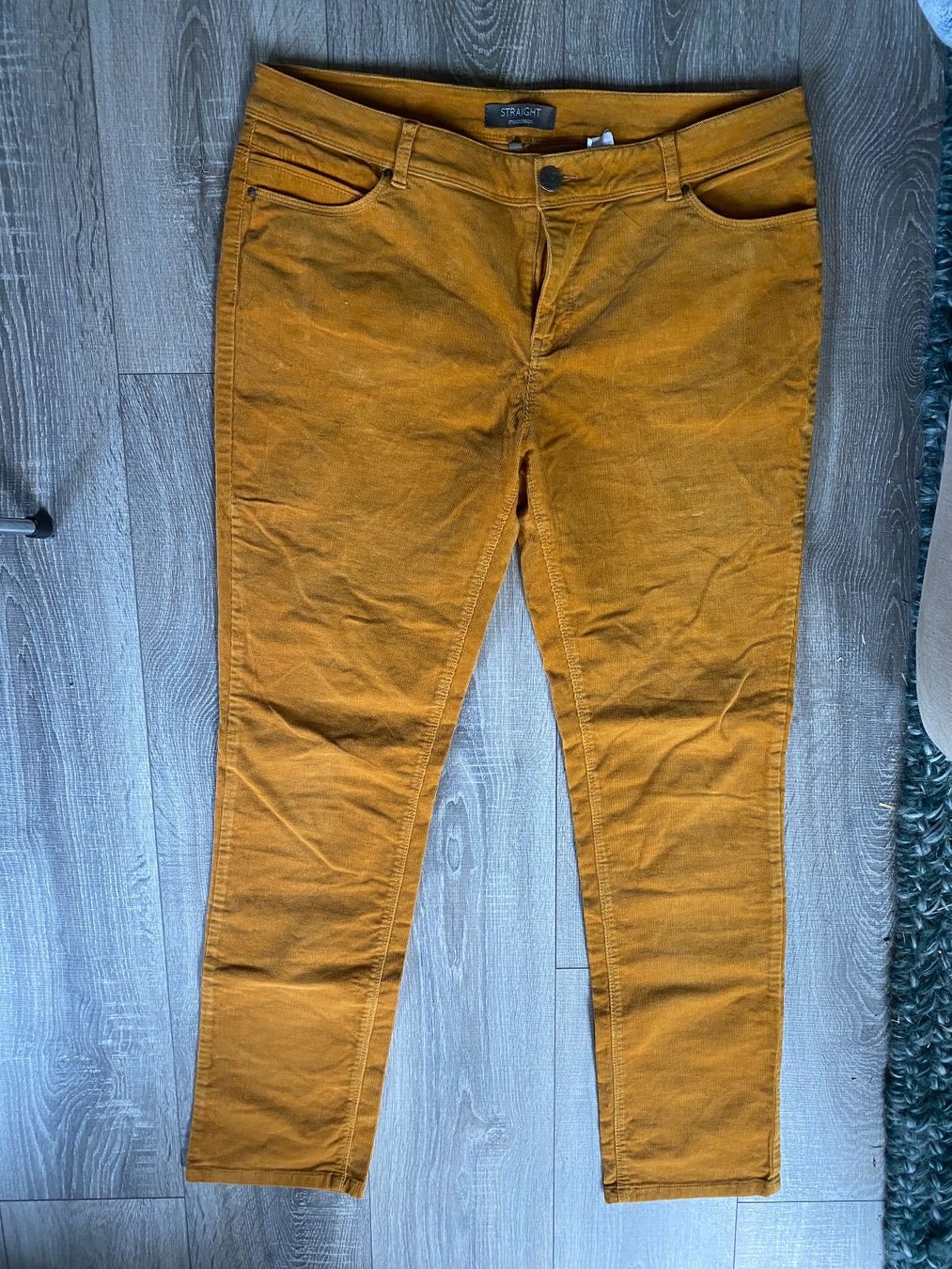 Pantaloni: 4 Feincordhosen, 42 – Usato da Spiegel b. Bern venduto da corn2009 2