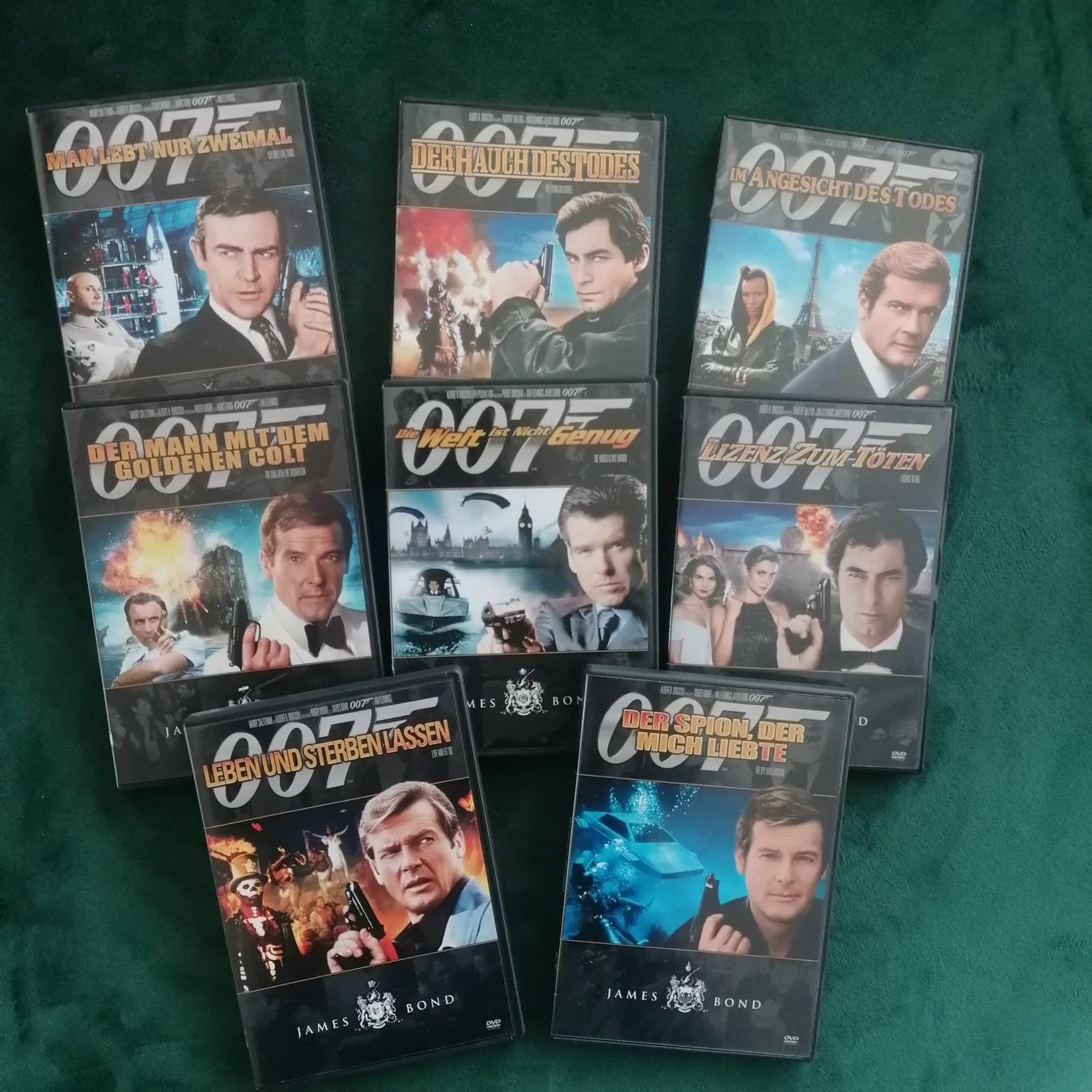 Alle DVDs: James Bond 007 -Collection  9 -DVDs – Gebraucht aus Zürich von