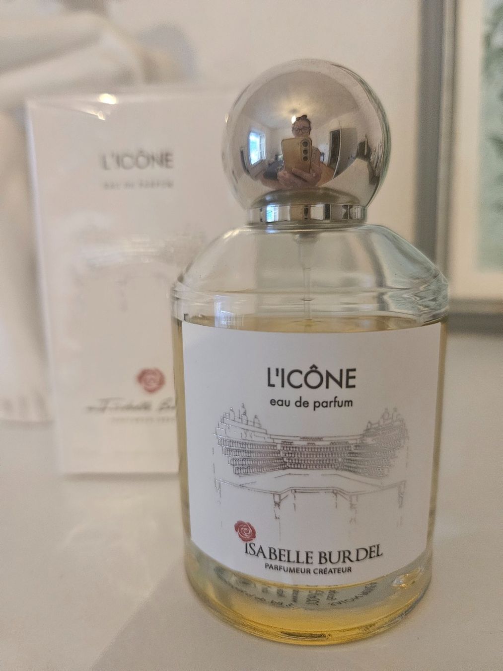 Parfum & Eau de Toilette: Isabelle Burdel L'icone 100 ml – Gebraucht aus Bex von bes_9dyf
