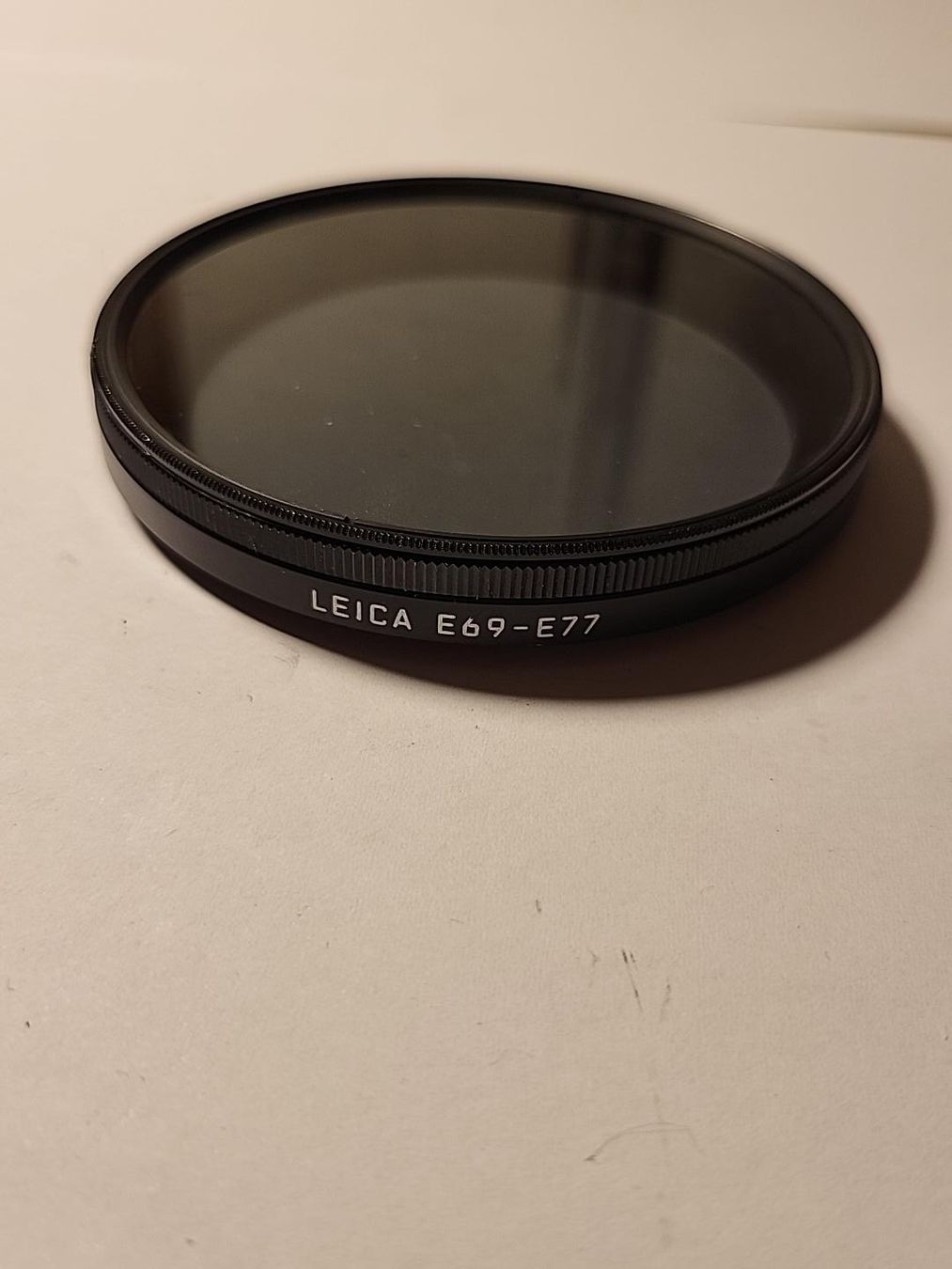 Filter: Leica E69-E77 Ring + Hoya 77mm CIR-PL Filter #357 – Gebraucht aus Dachsen von MacheSache