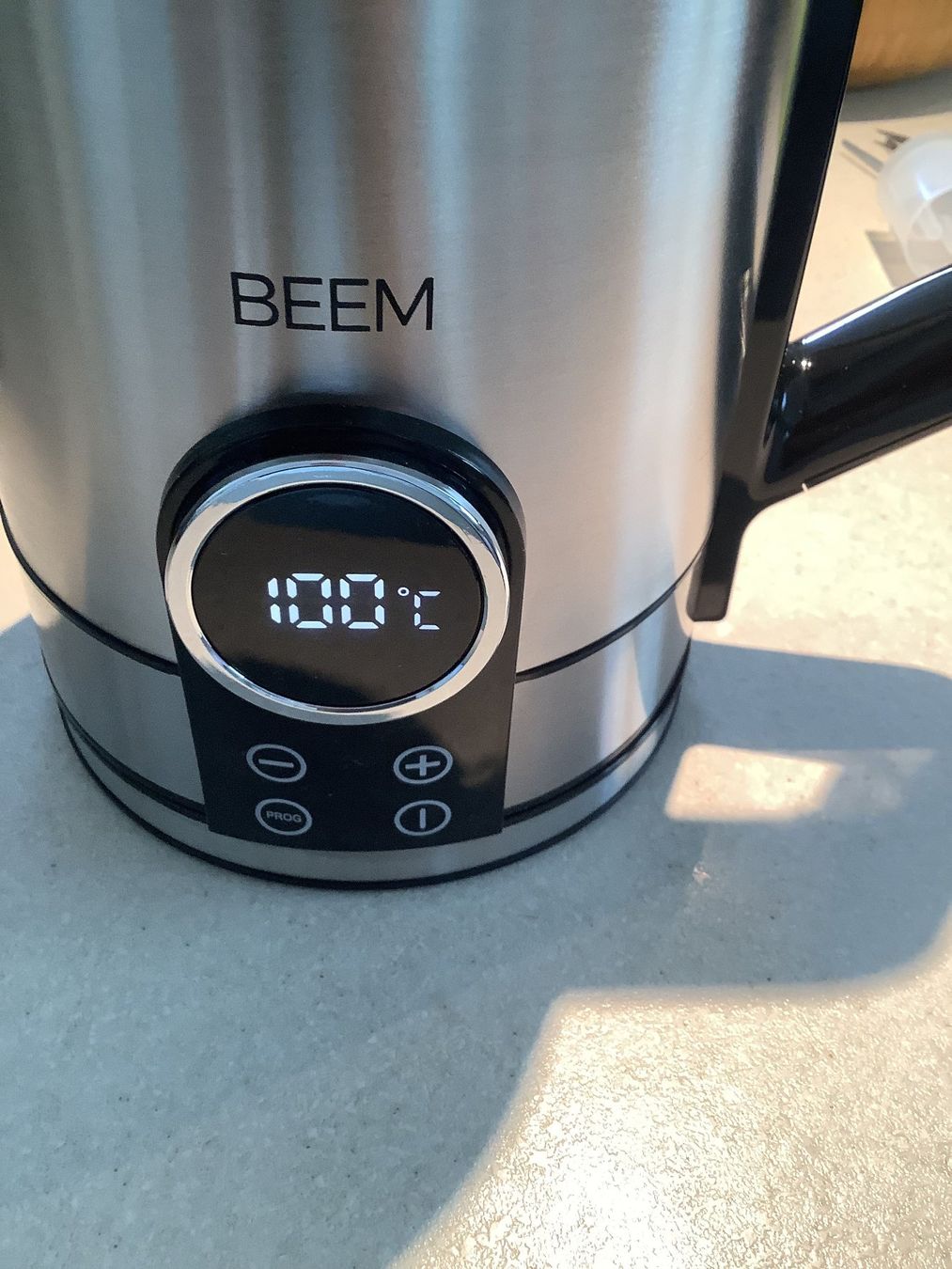 Bollitori: Beem Wasserkocher, Edelstahl, 1.7L, mit Touch-Display – Usato da Biel-Benken BL venduto da teakesj 3