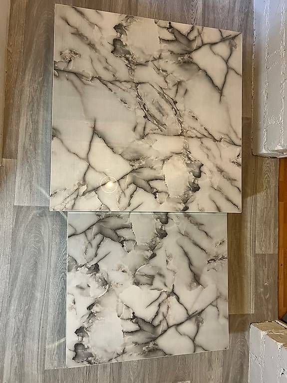 Set di tavolo e panche: Beistelltisch Set – Usato da Solothurn venduto da Jasminxara 2
