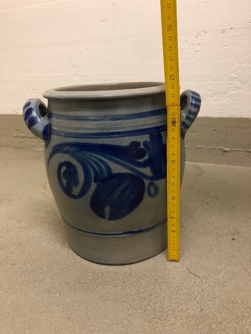 Vasi per fiori: Steingut Topf 25 cm hoch – Usato da Männedorf venduto da JaLa.