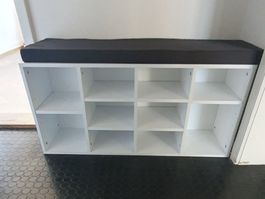 Schuhschrank / Schuhregal mit Sitzbank dringend abzugeben