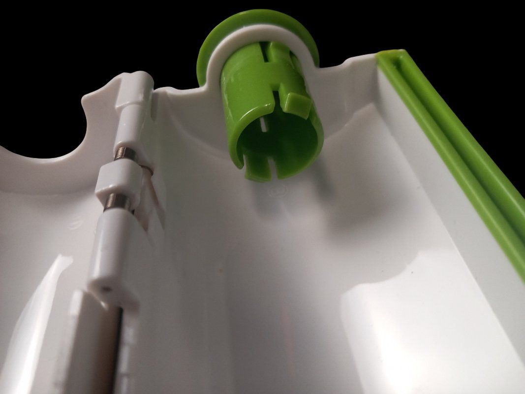 Elettrodomestici da cucina: TANGAN Foliendispenser Click & Cut – Usato da Hünenberg venduto da Restwert_Zug 4