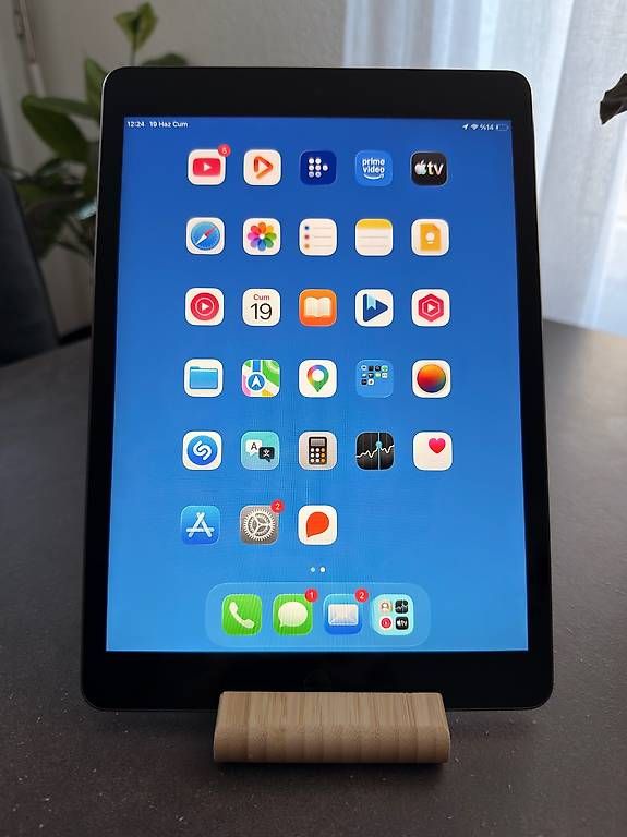 Tablettes PC: iPad 9e génération 64 GB + coque originale – D'occasion à Chavannes-Renens par zafery