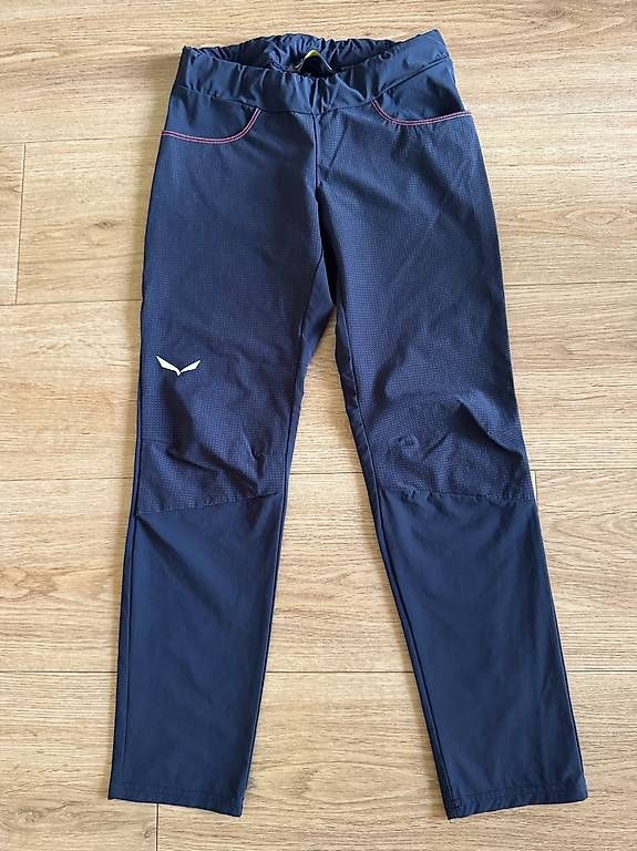 Salewa Pantaloni: Salewa Kinder Agner 4 Hose 140 – Usato da Frauenfeld venduto da meins-deins
