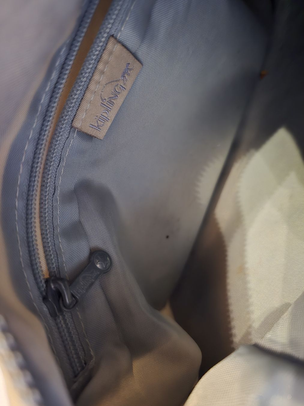 Kipling Borse: Kipling Umhängetasche / Schultertasche, beige – Usato da Thalwil venduto da _stardust 2