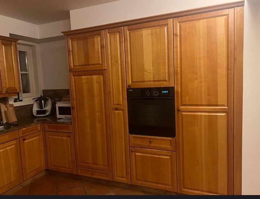 Cucine complete: À débarrasser belle cuisine d angle – Usato da Echandens venduto da Cavin1 1