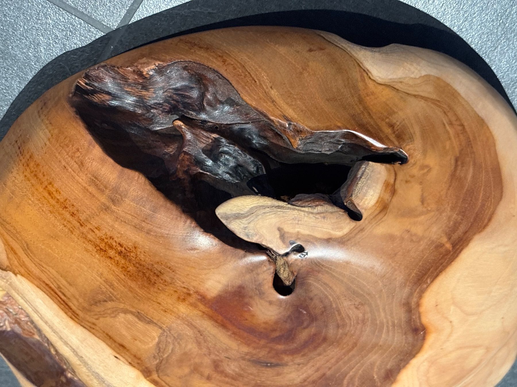 Articoli in legno: Massive Schale aus Teakholz – Nuovo (secondo la descrizione) da Muri AG venduto da ReBoutique 4