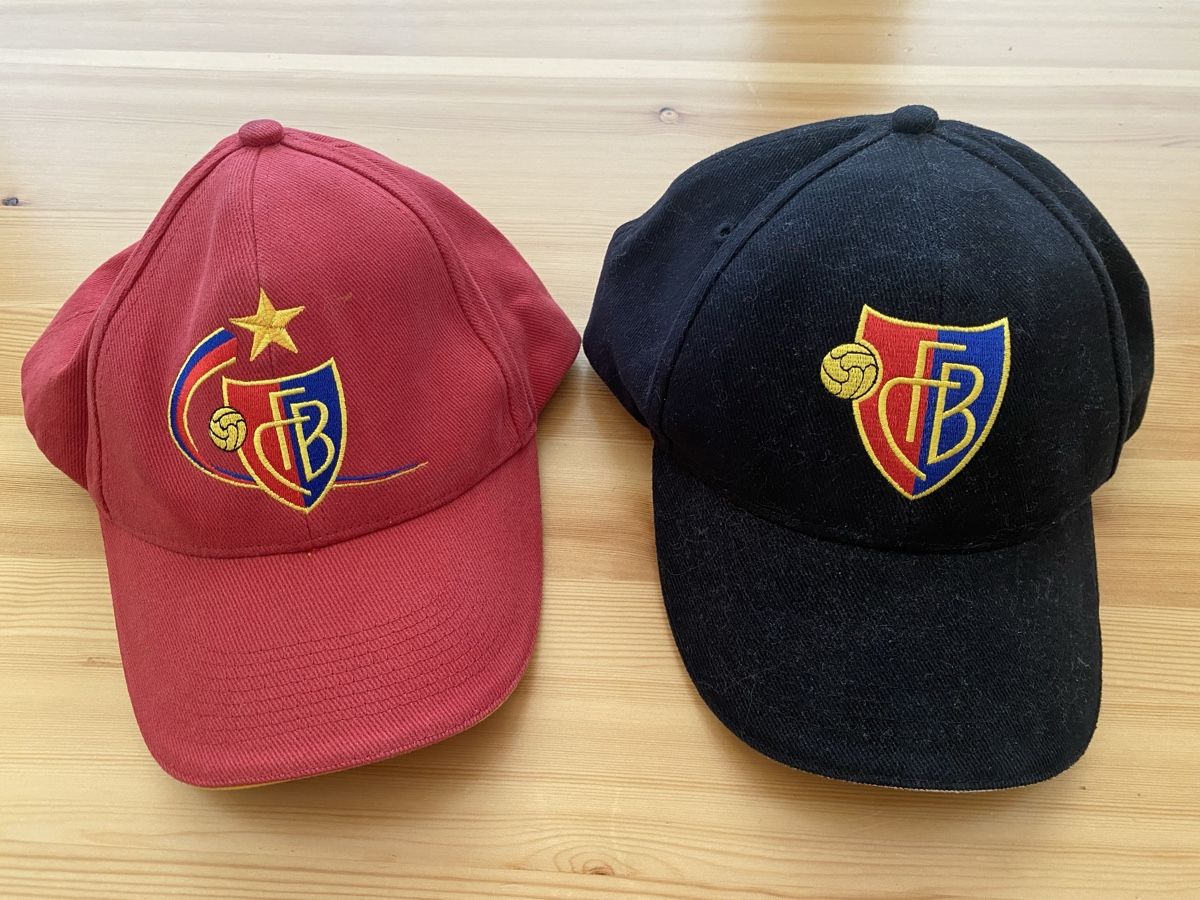 FC Basel Hüte, Mützen & Caps: FCBasel 2 Caps  – Gebraucht aus Oberentfelden von 6sioux3