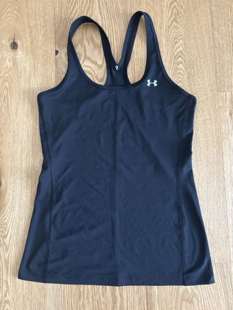 Under Armour gym top size S