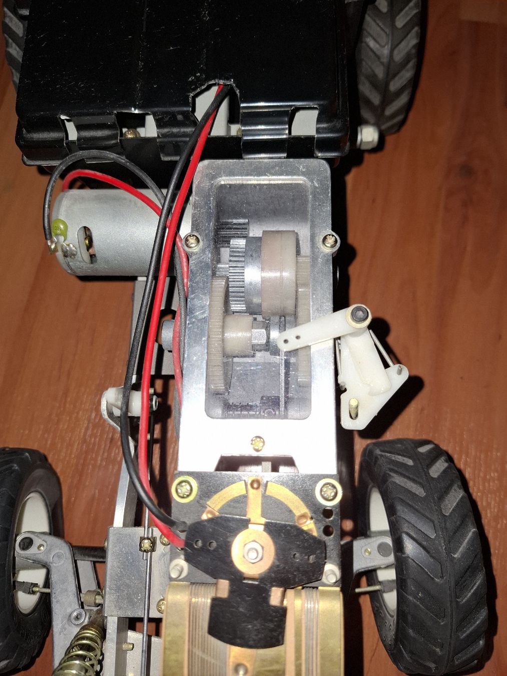Modellismo RC: Robbe kyosho Chevy vintage oldtimer – Usato da St-Imier venduto da fmx666 9