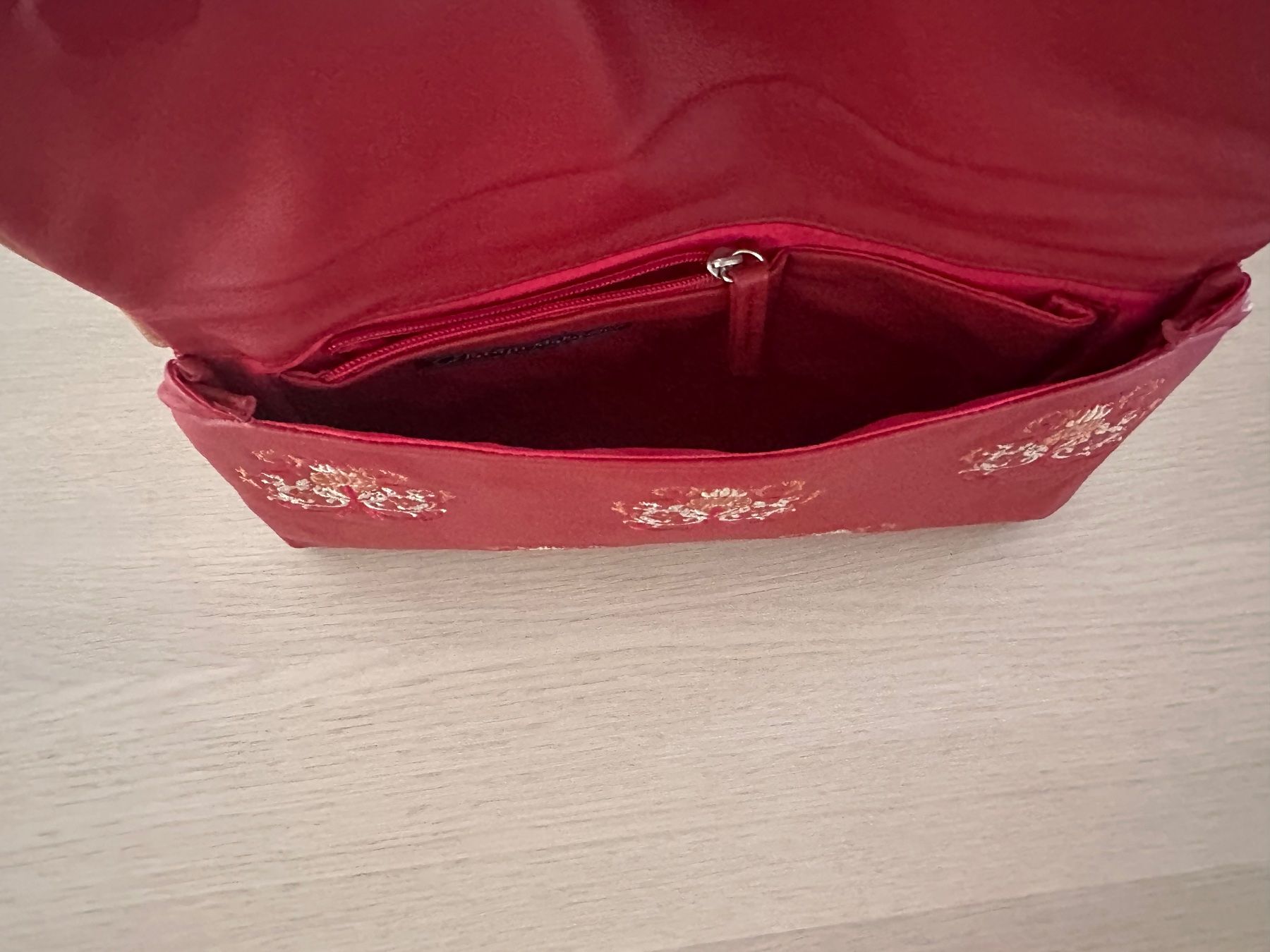 Sacs femmes: Lederclutch rot – D'occasion à Zürich par Anniroc016 1