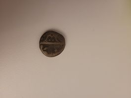 Uralte arabisch islamische Münze 10.45 gr.