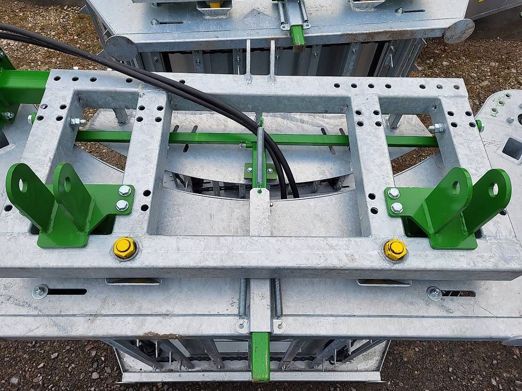 Tutte le macchine: Ballenabwickler Verzinkt – Nuovo e nell'imballaggio originale da Giswil venduto da Hans83 1