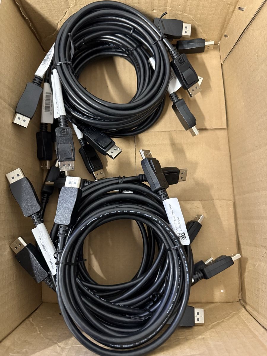 Hewlett Packard Kabel: Preis für 12 Stück - HP DisplayPort 1.8m – Neu (gemäss Beschreibung) aus Oberriet SG von Petros. 2