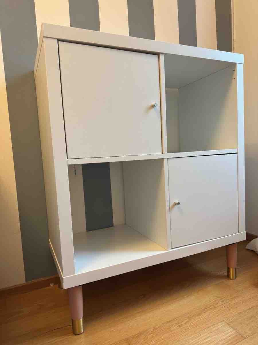 Ikea Cassettiere: Ikea Kallax 4x4 Kommode mit vier Fächern und Standfüssen – Usato da Olsberg venduto da Jjo007 1
