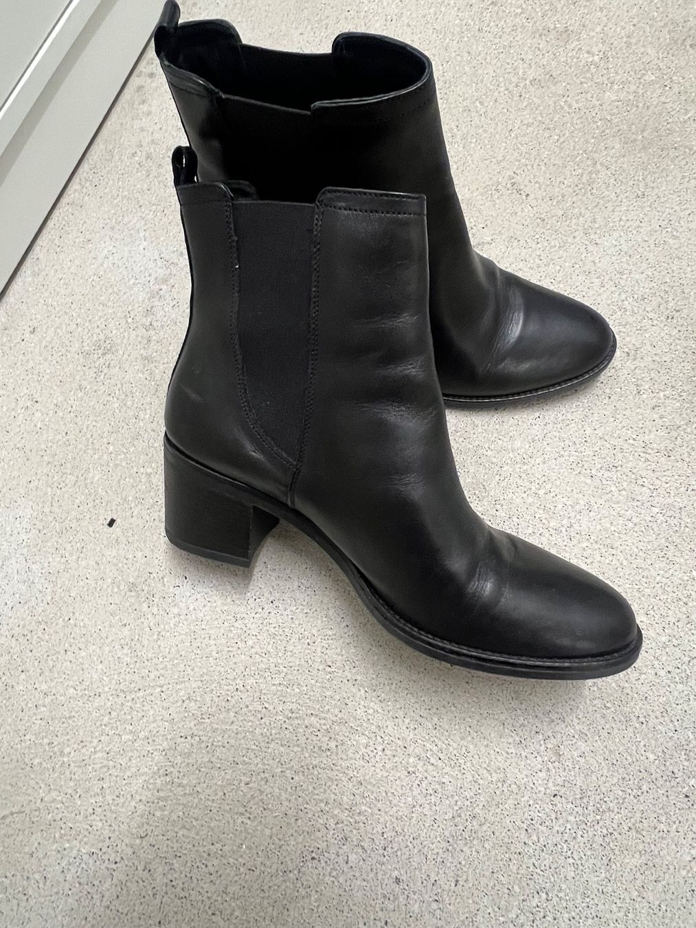 Scarpe da donna: Leder Stiefeletten, Grösse 41- Marke: Stilemoda – Usato da Rüti ZH venduto da moonyy 2
