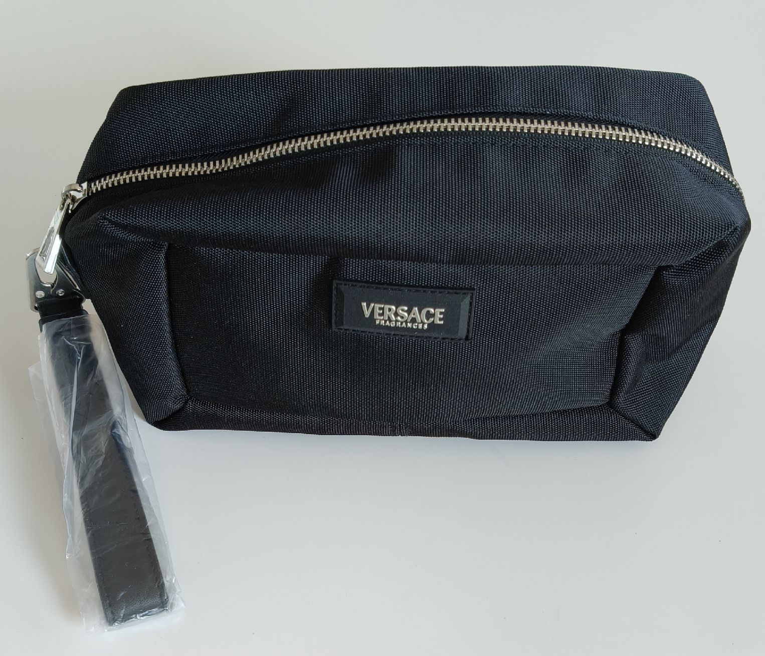 Versace Kosmetikkoffer: Nécessaire / trousse VERSACE FRAGRANCES – Neu und originalverpackt aus Lutry von Rudipsilon 1
