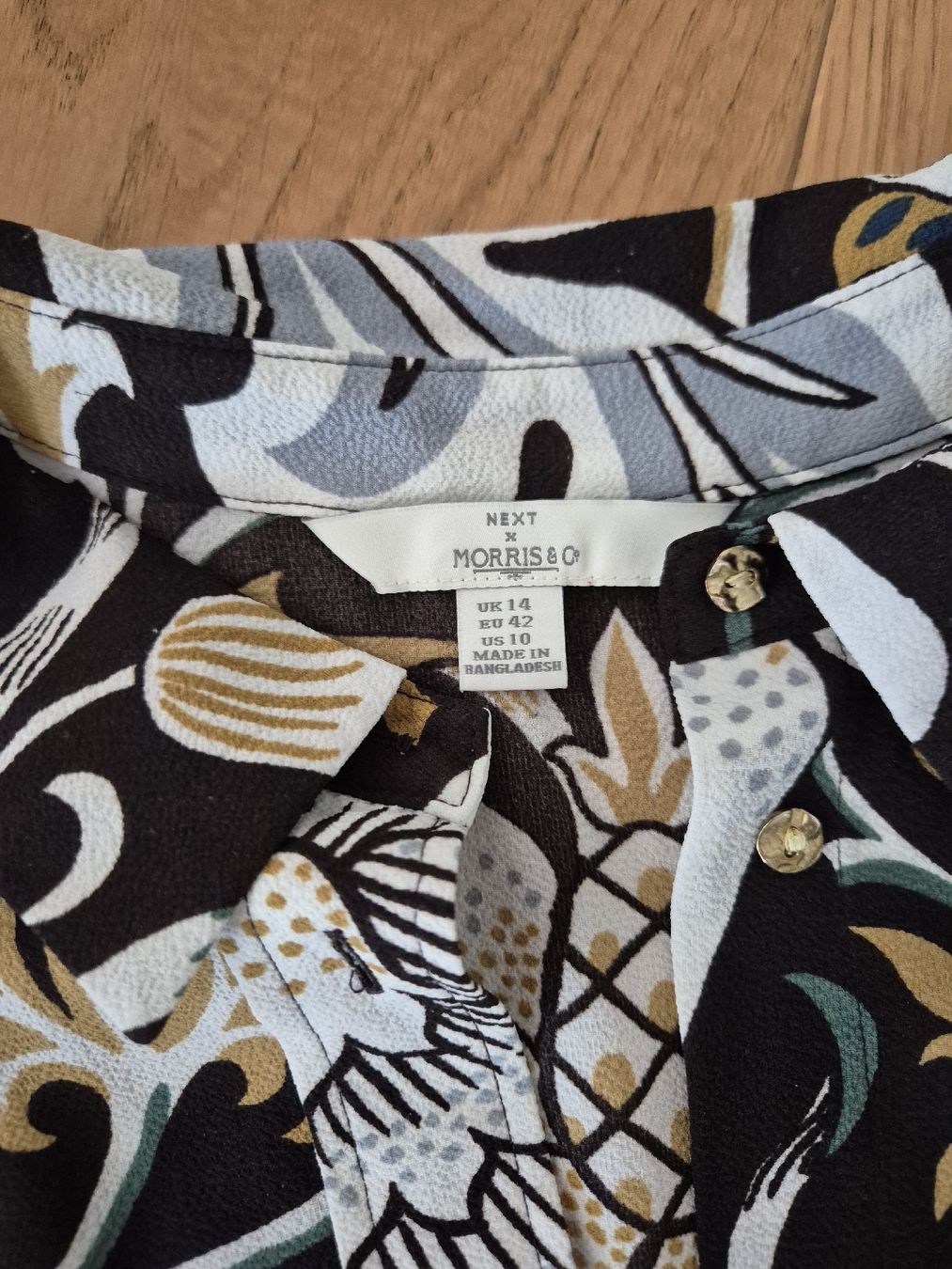 Next Tuniche: Next Bluse, Morris & Co, Gr. 42, Oversize, braun-weiss-grau – Usato da Wetzikon ZH venduto da mar_8jrl 1