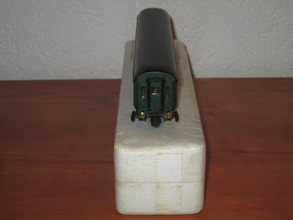 HORNBY FOURGON BAGAGE AVEC PORTE LATERAL SANS BOITE HO