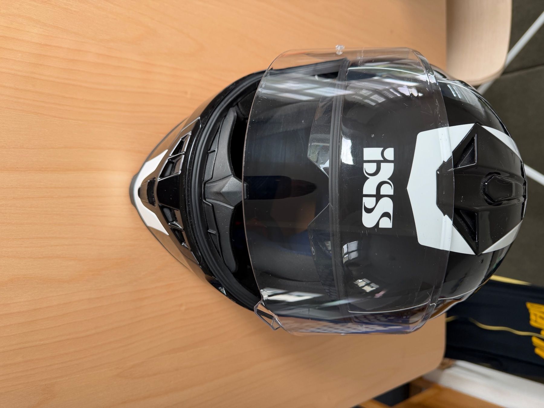 IXS Caschi & visiere: Motorradhelm ixs schwarz/weiss – Usato da Niederönz venduto da ylrahc