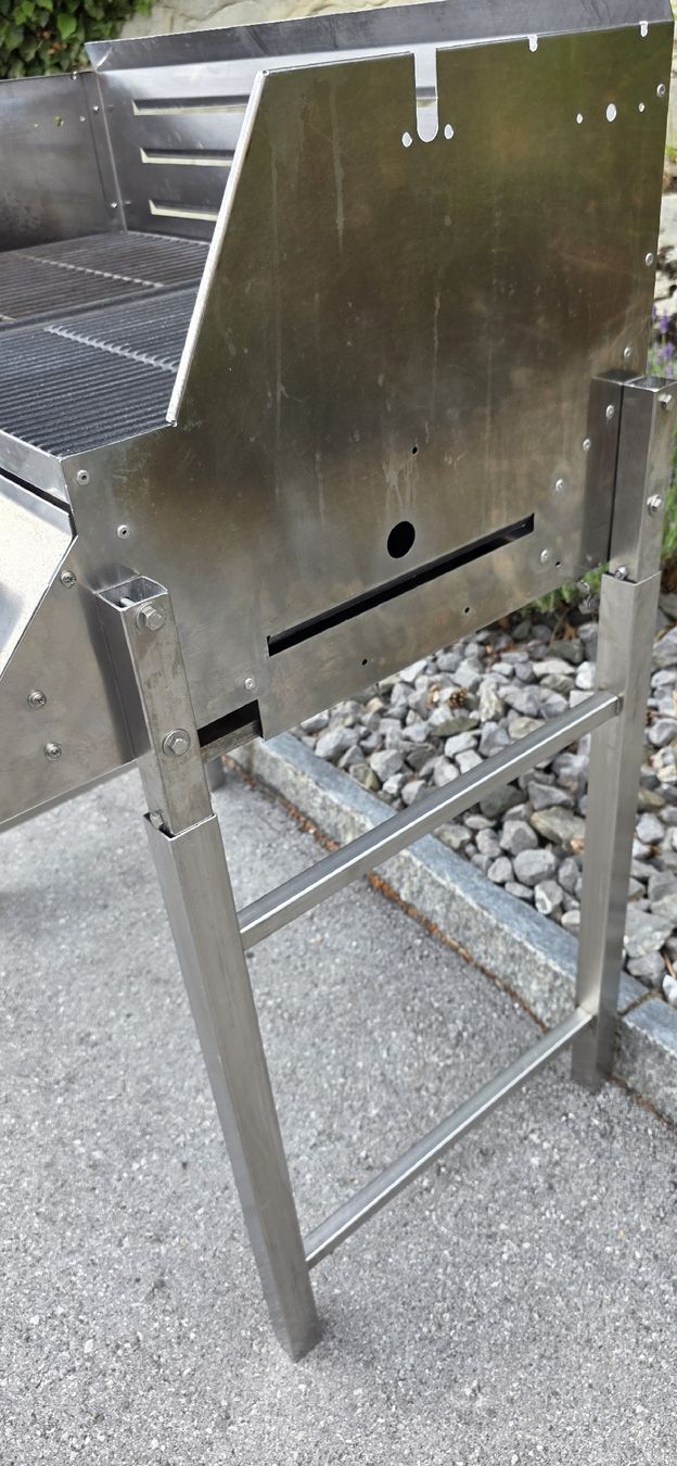 Griglie: Suhner Barbecue-Grill Deluxe, Occ. – Usato da Staad SG venduto da oli7877 6