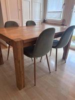 Holztisch