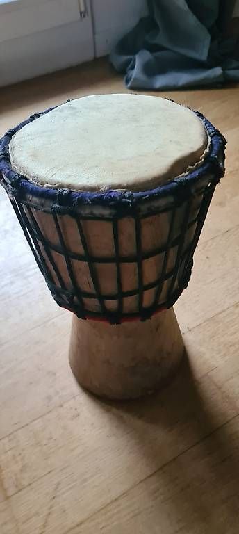 Strumenti musicali: Afrikanische Trommel – Usato da Herzogenbuchsee venduto da lpo_757q 1