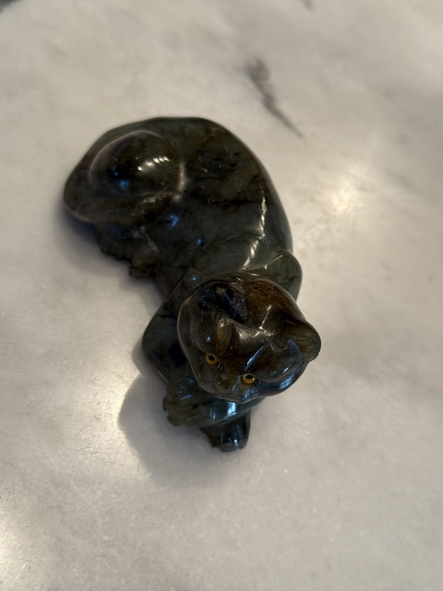 Figurines: Labradorit Katze, Edelstein-Katzenfigur – D'occasion à Aarburg par Schatzaffe 1