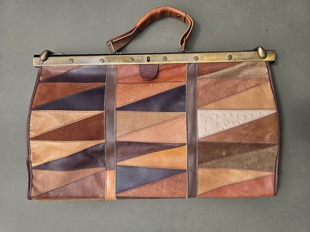 TOLLE LEDERTASCHE IM PATCHWORKSTIL