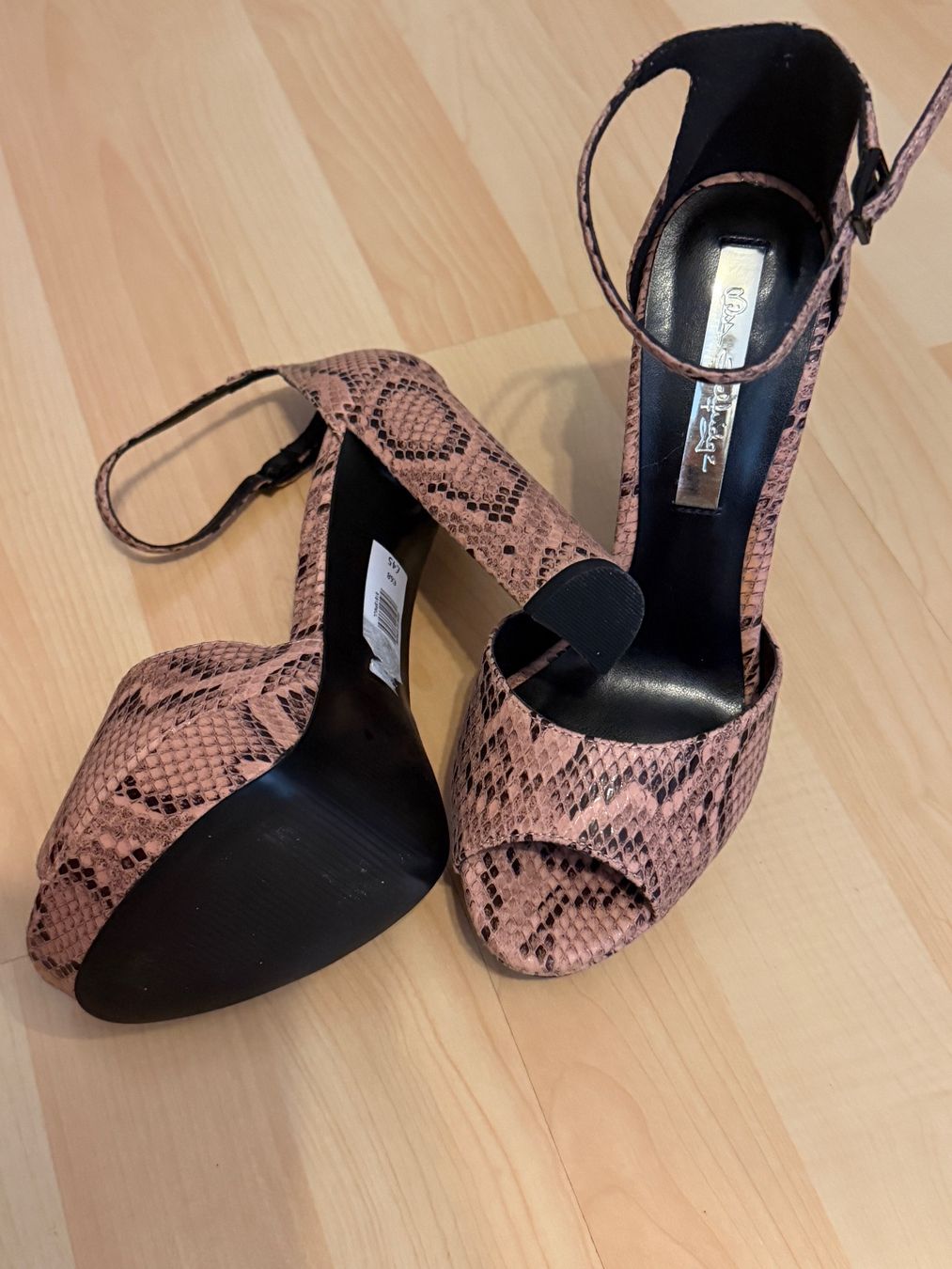Scarpe da donna: High Heels Mis Selfridge, Schlangenmuster Grösse 38 – Nuovo e nell'imballaggio originale da Hochdorf venduto da maj_869r 1
