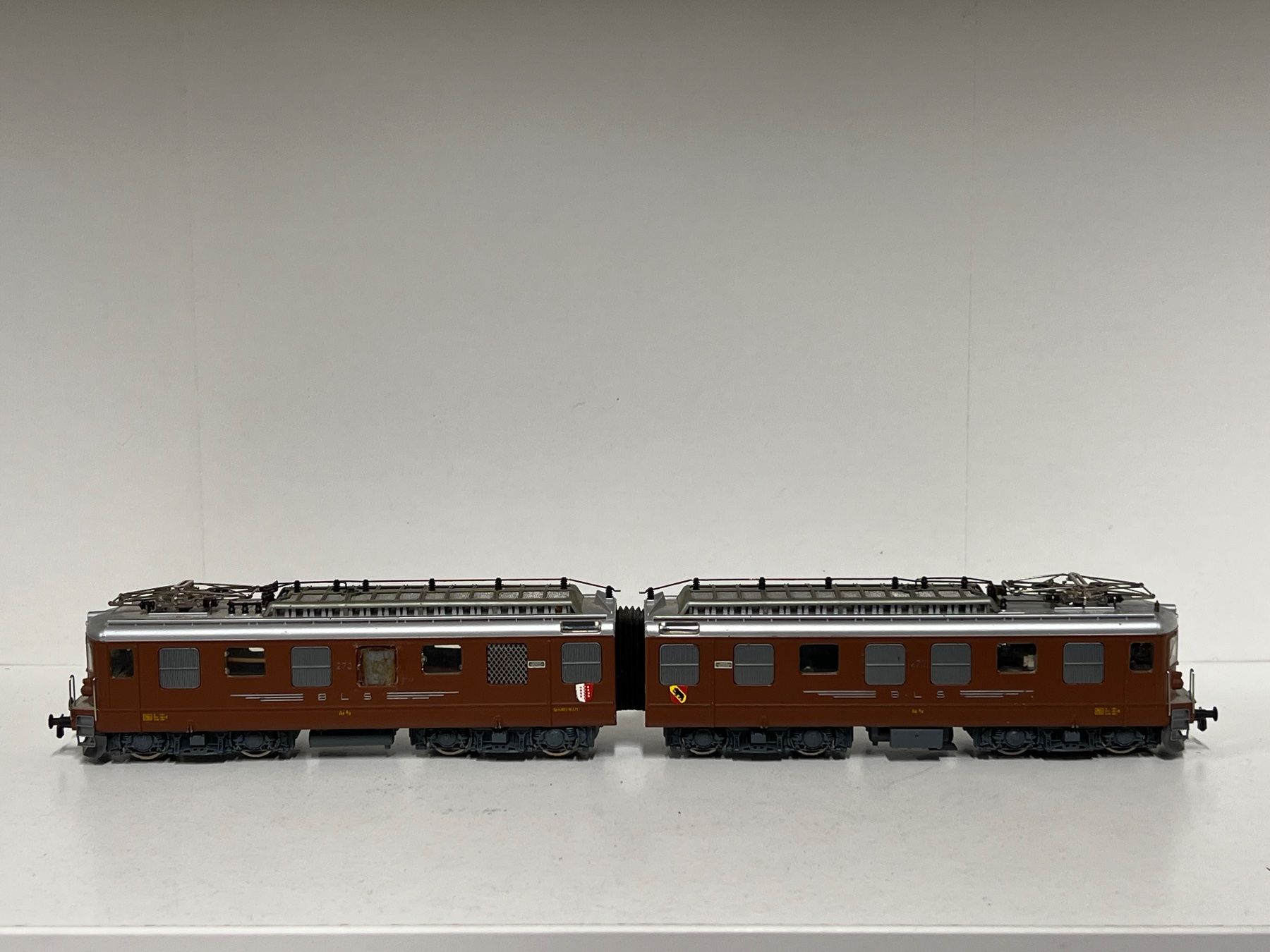 Hag Modellini di ferrovie: HAG Ae 8/8 BLS H0 AC Digital – Usato da Neuenhof venduto da ludovicco 1