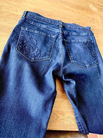 Jean NYDJ femme T4 coupe droite neuf USA