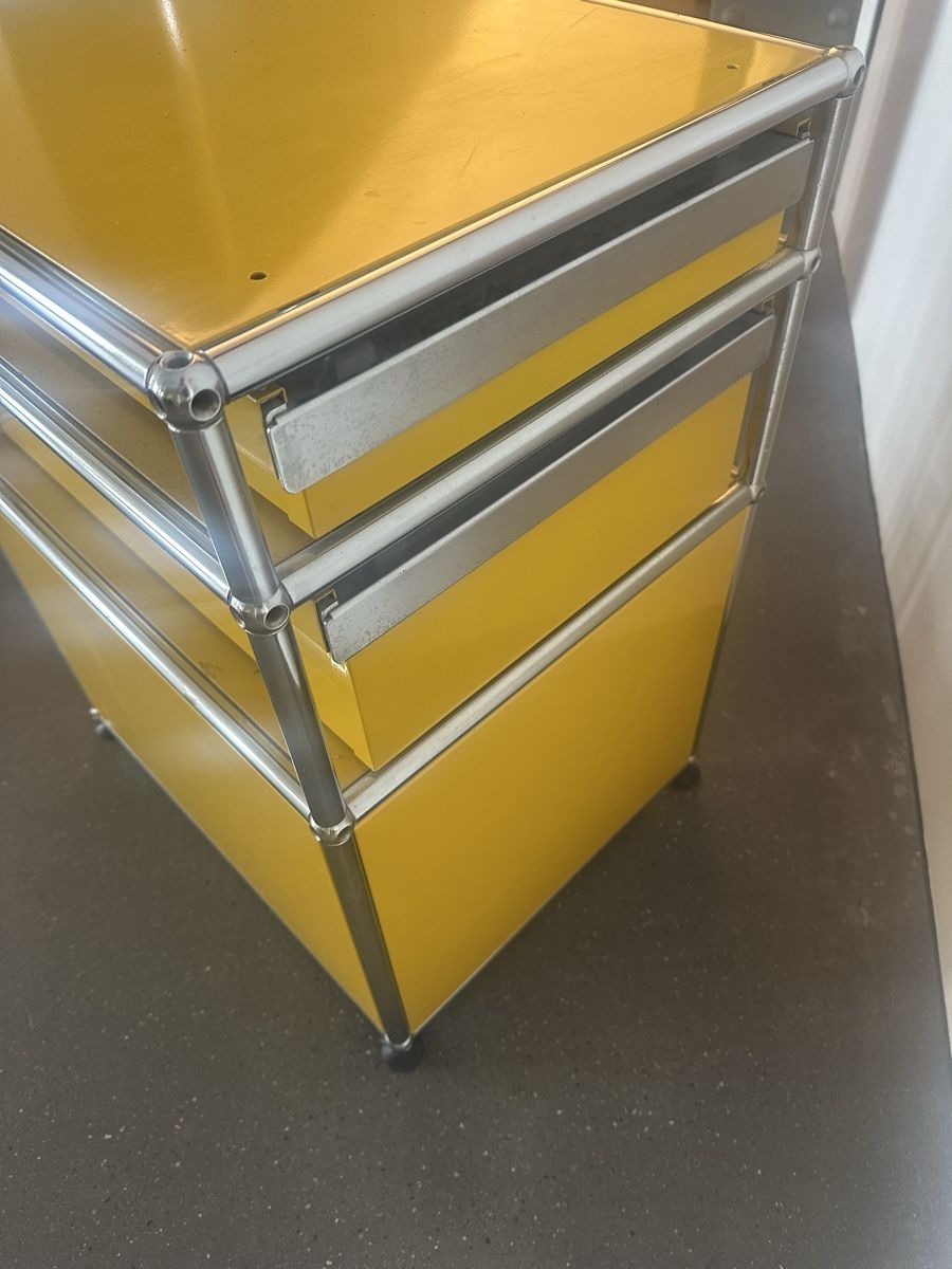 USM Eléments de bureau: USM Haller Korpus – D'occasion à Zürich par IndividumCH 2