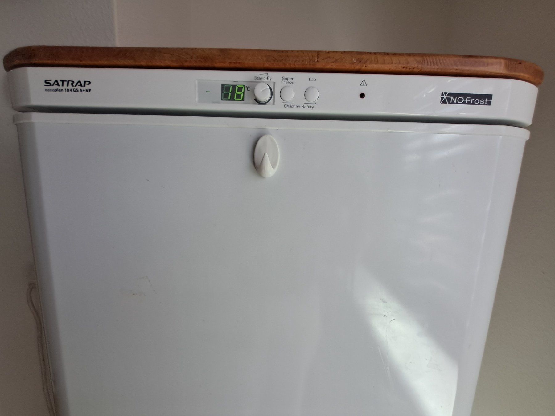 Congelatori: Tiefkühltruhe - Freezer – Usato da Muttenz venduto da col_grb9 1