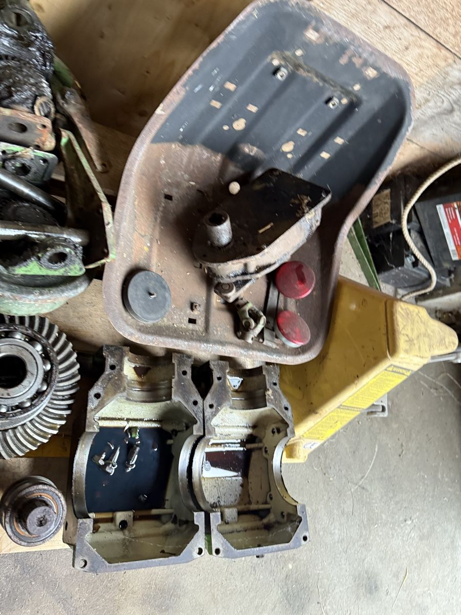 Schilter Traktoren: Schilter Ersatzteile – Gebraucht aus Bennwil von Ford5600t 3