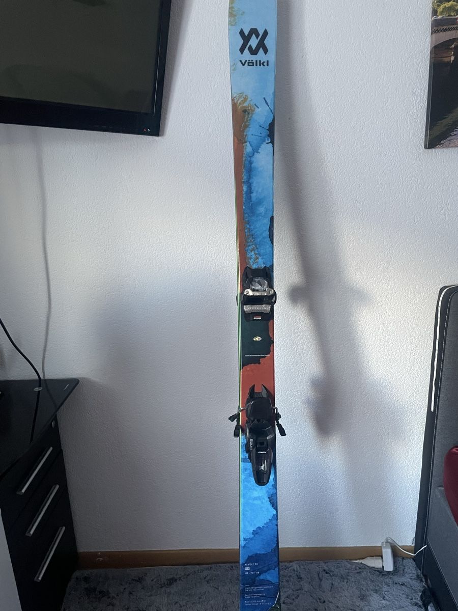 Völkl Sci: Ski Freestyle Völkl 186cm ohne Bindung ! – Nuovo (secondo la descrizione) da Glis venduto da Danilo-88