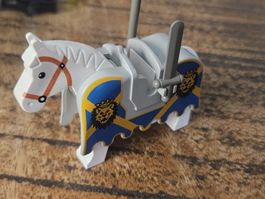lego 2490px4 avec accessoires et son cheval 