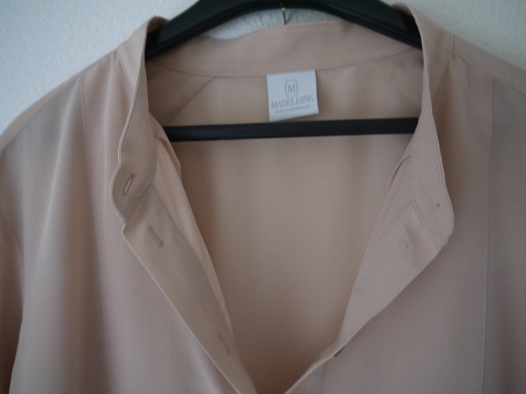 Madeleine Camicette: MADELEINE Bluse aus 100% Seide Gr.44 – Usato da Hagendorn venduto da Blaf 1