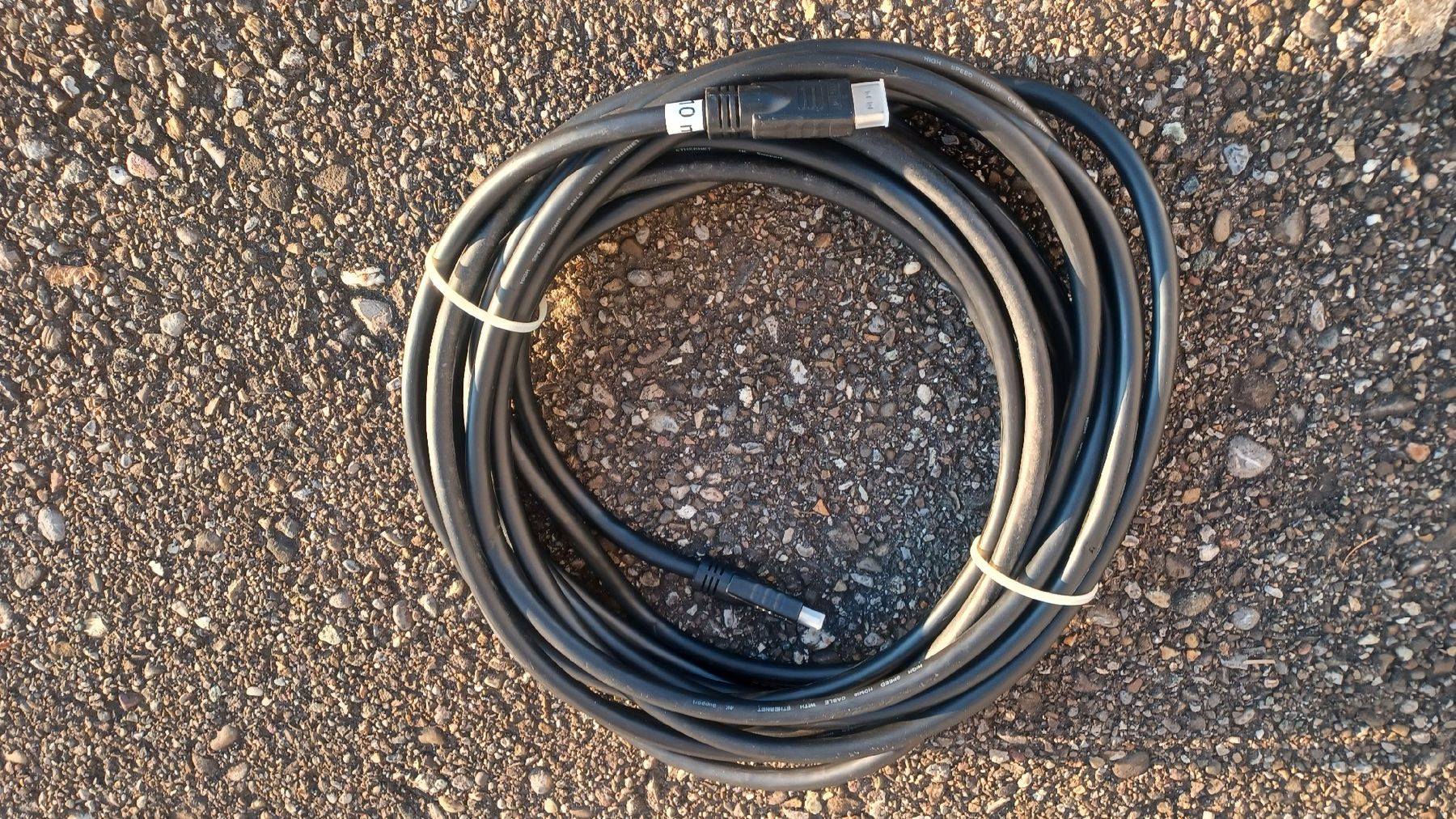 Kabel: HDMI Kabel 10m Contrik Gewebe-Mantel – Gebraucht aus Watt von Gubrist