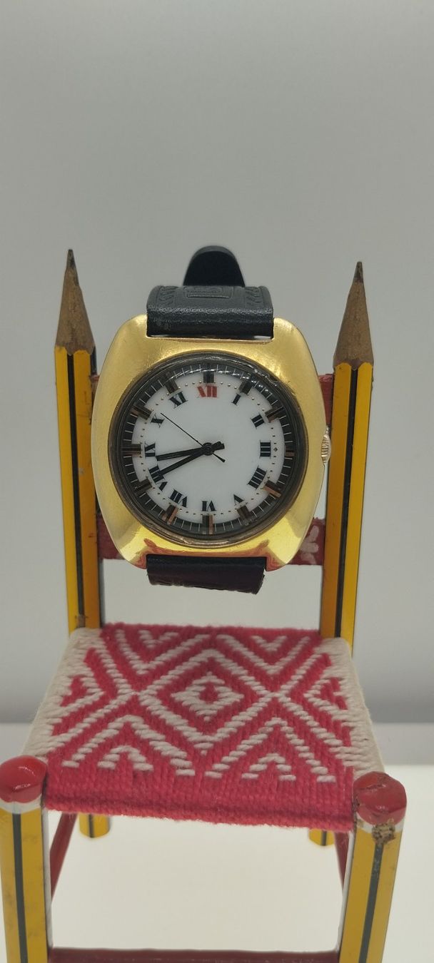Orologi: Montre récupération – Usato da La Chaux-de-Fonds venduto da jac_9llg