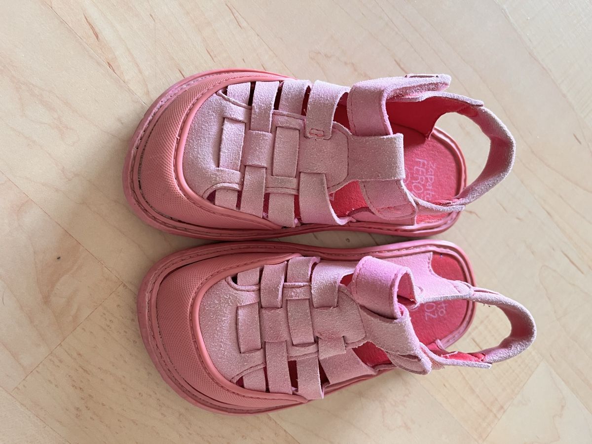 Scarpe per ragazze: Zapato feroz Barfusssandalen  – Usato da Gams venduto da Lena2024