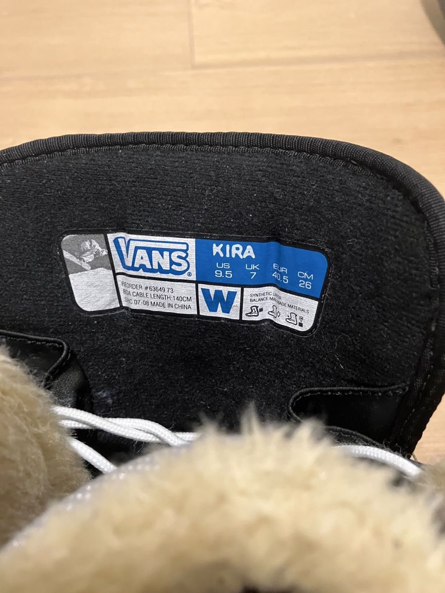 Vans Scarpe da donna: Snowboardboots Vans Kira Damen – Usato da Aeschi SO venduto da retoS07 2
