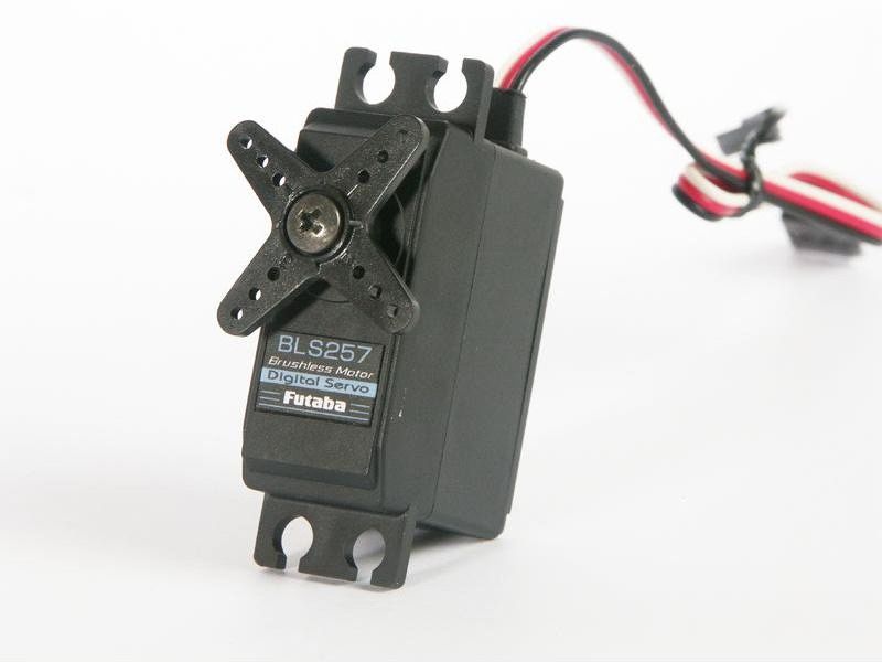 Futaba Modellismo RC: FUTABA BLS 257 DIGITAL High Speed BRUSHLESS SERVO – Nuovo e nell'imballaggio originale da Malleray venduto da pixeleleven