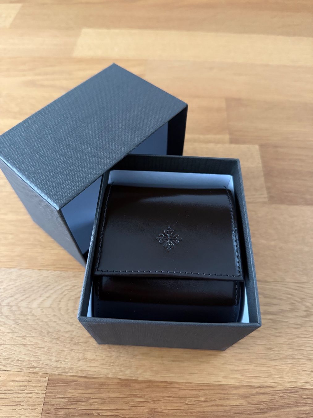 Patek Philippe Orologi: Patek Philippe Travelbox NEU – Nuovo (secondo la descrizione) da Rain venduto da ThriftSHA 1