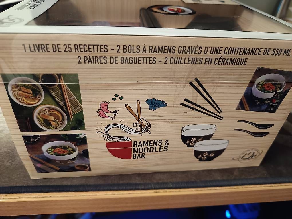Set di piatti: Coffret Ramens & Noodles Bar – Nuovo e nell'imballaggio originale da Genève venduto da Maxou84 2