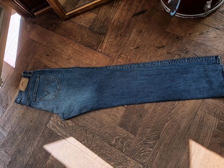 Edwin Jeans Grösse 30/32 Neu  Zustand -
