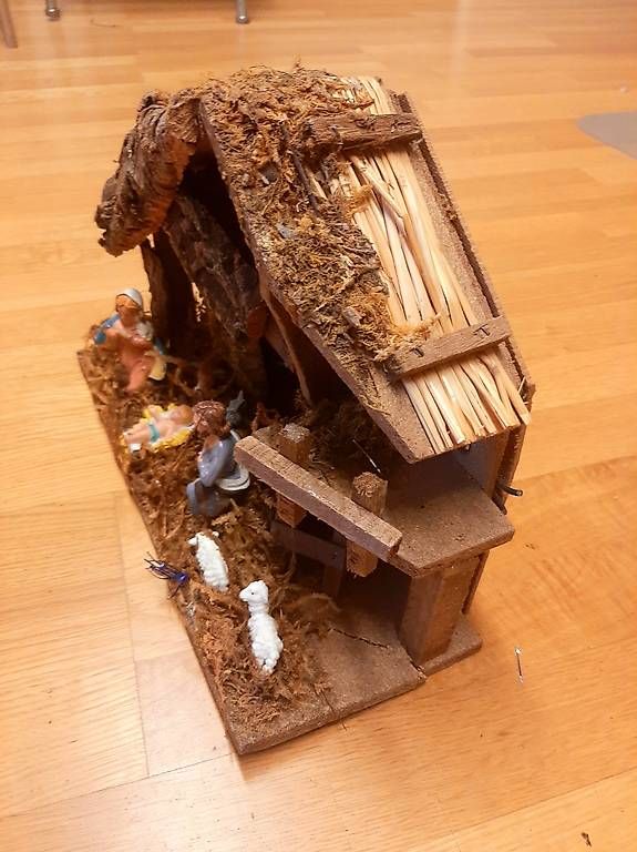 Tutte le decorazioni: Crèche de Noël artisanale – Usato da lausanne venduto da bluestone02 1